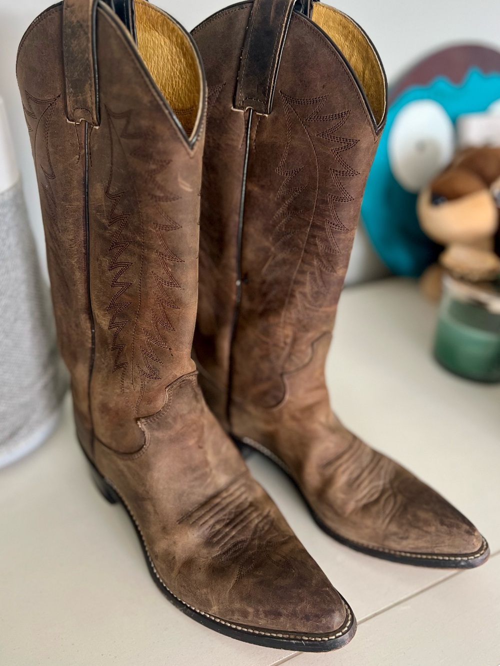 Justin Boots Distressed Brown Leather Western Cowboy Boots